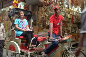 Rickshaw-in-the-bazaars-of-Old-Delhi-Private-tour
