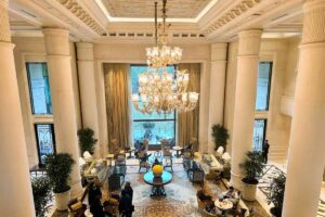 The-Leela-Palace-New-Delhi-Lobby-Lounge