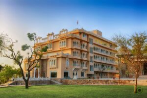 hotel-fateh-niwas (1)
